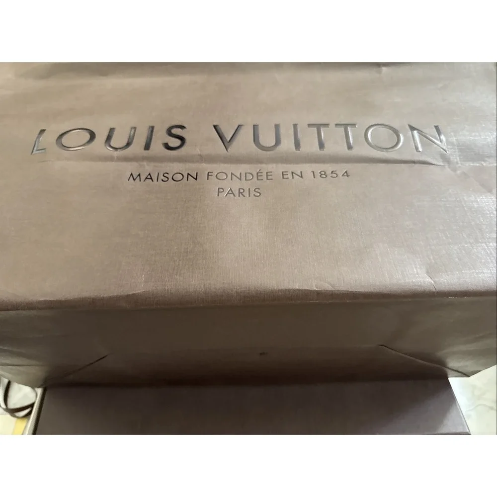 LOUIS VUITTON Empty Gift Box / Bag For Never Full W Original Price Tag 17x14x5